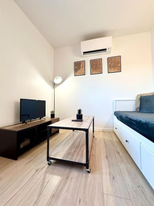 Apartament Le Clemenceau - Parking Prive - Fibre & Clim Mont-de-Marsan Zewnętrze zdjęcie